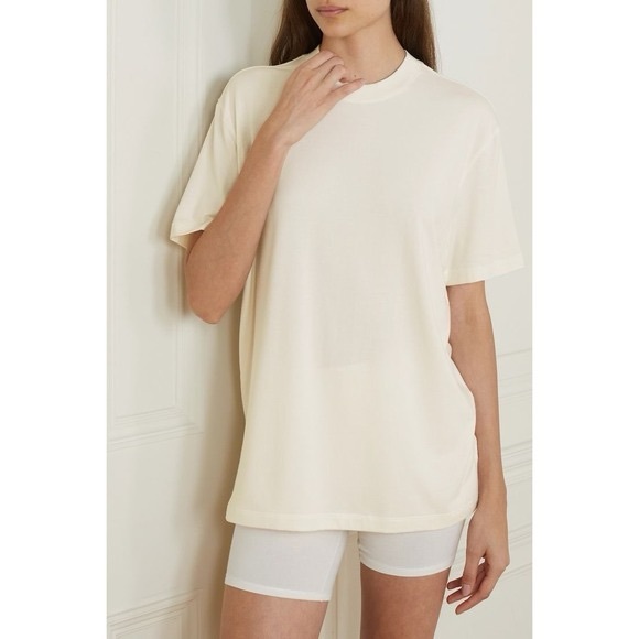 Skims Tops - SKIMS Boyfriend T-Shirt